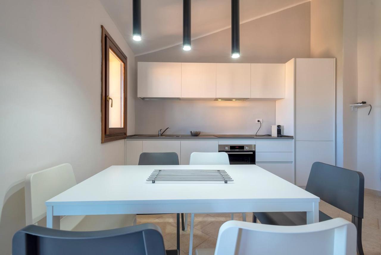 House Of Lens Apartment Golfo Aranci Exterior photo